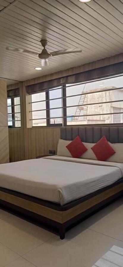 Hotel Pratiksha Residency Navi Mumbai Buitenkant foto